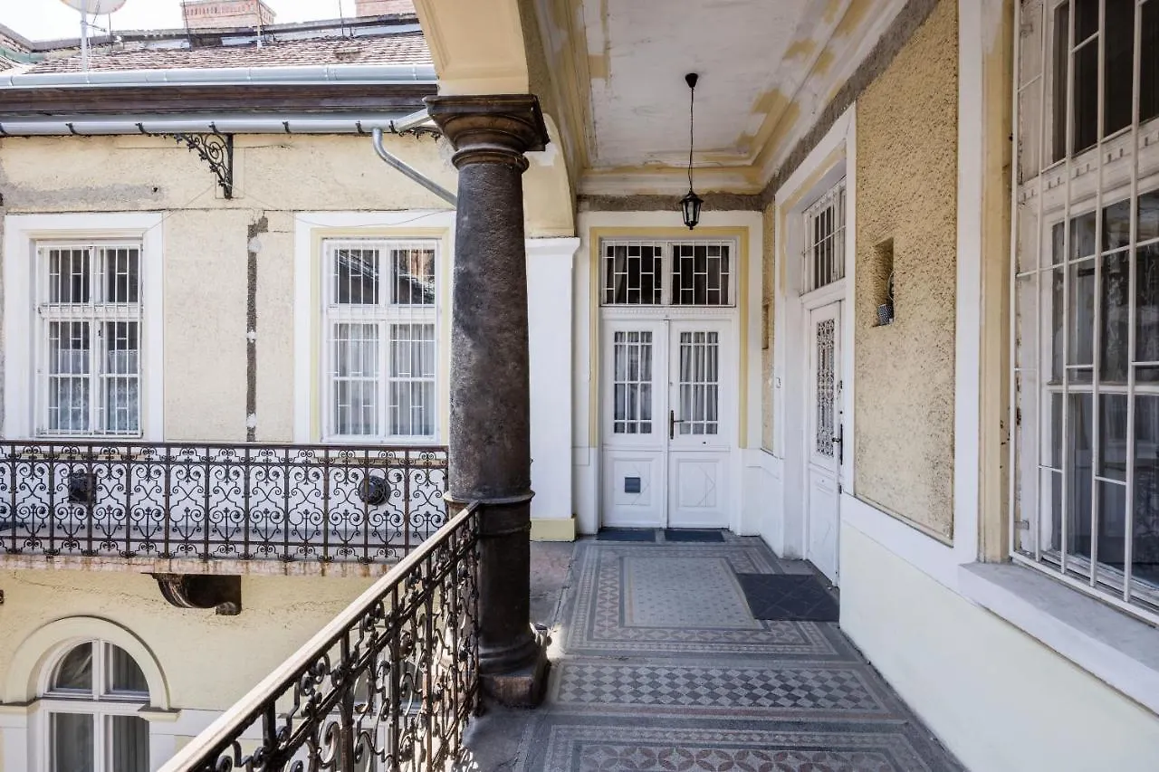 Andrassy 13 Center Apartment Будапешт
